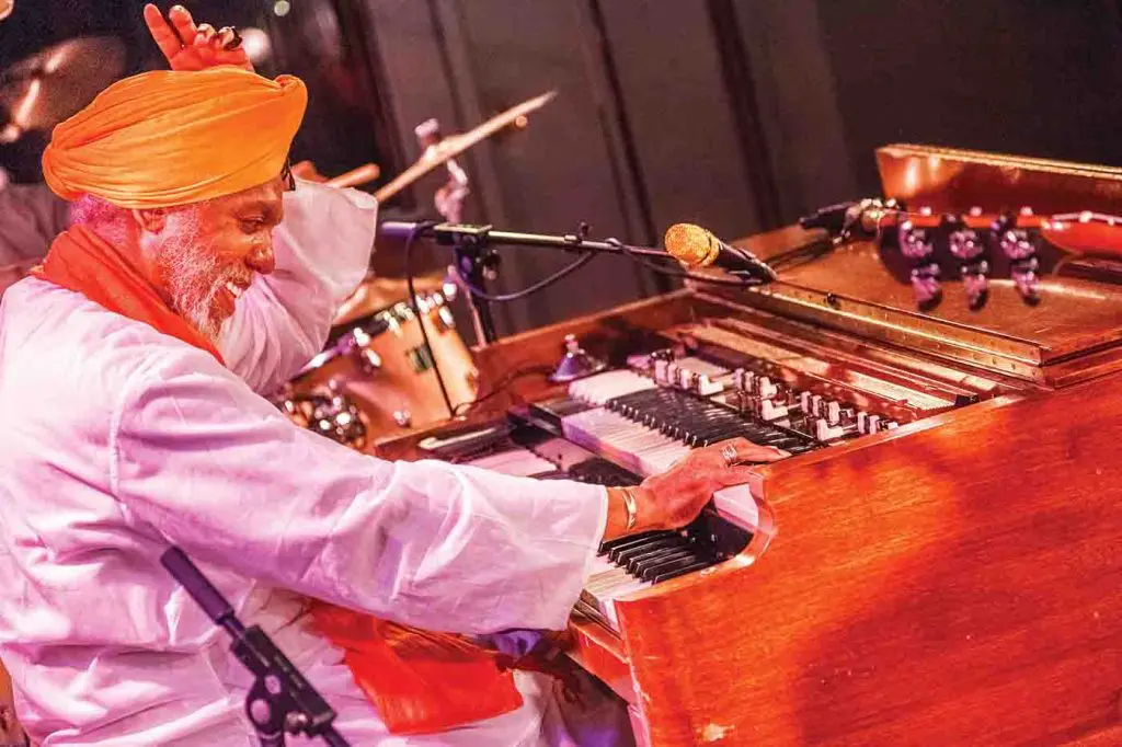 Village Voice article by Matt Rogers on the life of jazz maestro Dr. Lonnie Smith