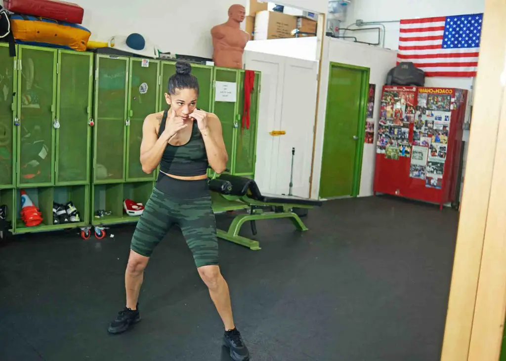 Village Voice article by boxing writer Thomas Gerbasi on Amanda Serrano's upcoming bout against Katie Taylor