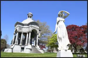 Village Voice article about Woodlawn Cemetery written and photographed by Jim Burger
